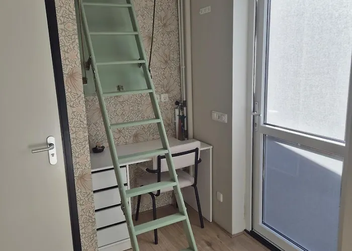 Vlier Aan Zee * كاتفايك أن زي